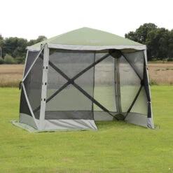 Quest Screen House 4 - With 2 Pairs Wall Panels