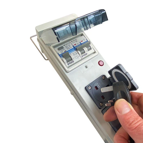 Outdoor Revolution 5 Way - Mobile Mains Power Unit - Image 6